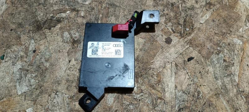 CD-чейнджер Audi A6 4F2 AUK 2008 (б/у)