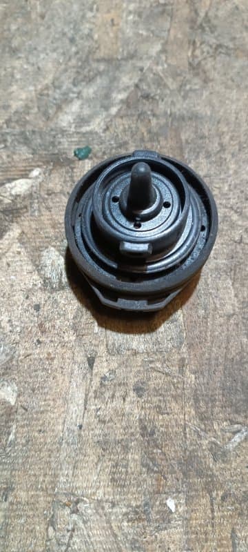 Пробка бензобака Volkswagen Passat 3C5 AXZ 2006 (б/у)