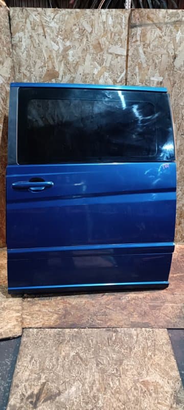Дверь Mercedes-Benz Viano W639 112.951 2004 задн. лев. (б/у)