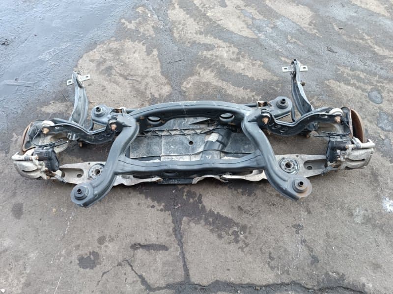 БАЛКА ПОДВЕСКИ В СБОРЕ Mercedes-Benz A-Class W176 270.910 2015 (б/у)