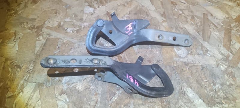 Комплект петлей капота Mercedes-Benz Viano W639 112.976 2007 (б/у)