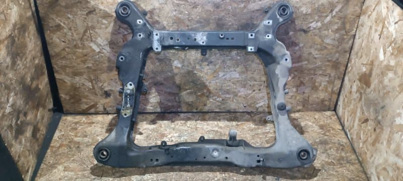 Подрамник Volvo XC70 SZ B5254T2 2004 перед. (б/у)