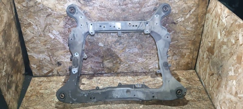 Подрамник Volvo V70 SW B5244S 2002 перед. (б/у)