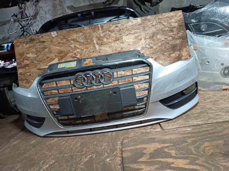 Бампер Audi A3 8VA CXS 2014 перед. (б/у)
