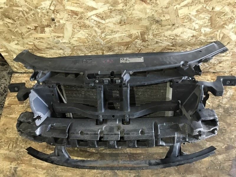 Панель передняя в сборе Volkswagen Passat 3C5 CDA 2010 (б/у)