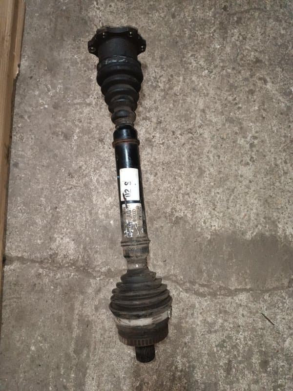 Привод Audi A4 8E5 ALT 2005 перед. (б/у)